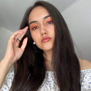 Логотип @elizamirk - Элиза Амирханова