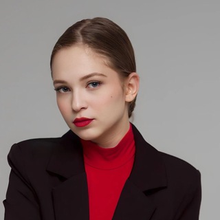 Логотип @elizarova_pa - Елизаровна Полли