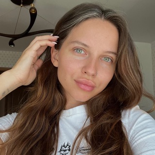 Логотип @elizavetablog1 - elizaveta.blog