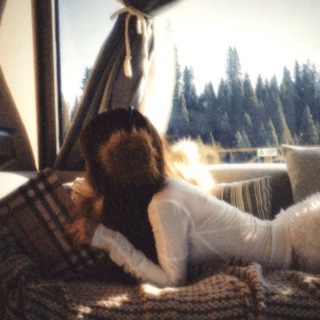 Логотип @ellicoco - 𝗰𝗼𝗰𝗼𝗹𝗮𝗻𝗱