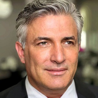 Логотип @elmanpashaev - Эльман Пашаев