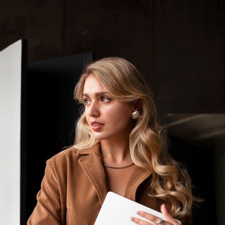 Логотип @elya_smith - История вокруг нас | Эля Смит | История ЕГЭ СМИТАП