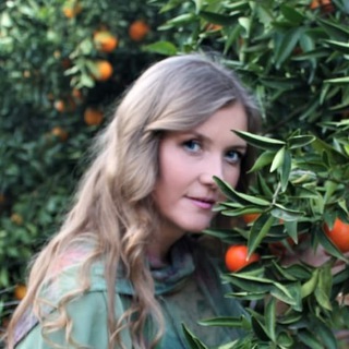 Логотип @elza_berkana - Эльза Беркана| Проводник