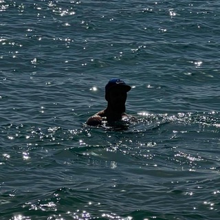 Логотип @elzcentr - Уралец в отключке