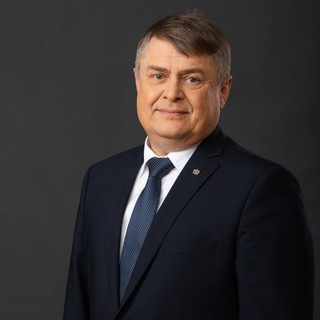 Логотип @em_zolotuhin - Евгений Золотухин