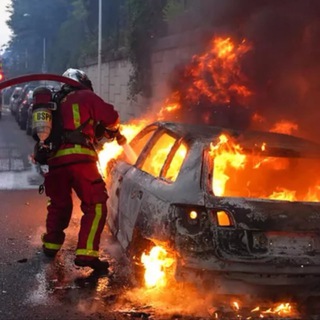 Логотип @emeutes - EMEUTES FRANCE 🇫🇷💥