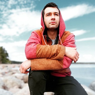 Логотип @emigrantis - Эмигрант