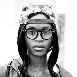 Логотип @emiliegomis - Emilie Gomis