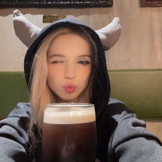 Логотип @emiroyse - ЭМИ РОУЗ