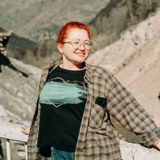 Логотип @emozionalnaya_glubina - Эмоциональная глубина