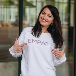 Логотип @empat_partners_and_teams - Анна Сорокина | ЕМРАТ