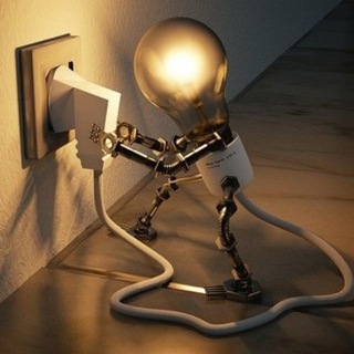 Логотип @enchufadosluz - ENCHUFAD@S