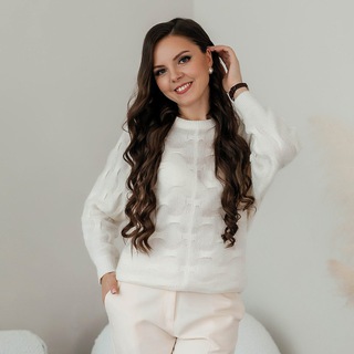 Логотип @eng1ishtreasury - Ксения Степанова | Про английский онлайн