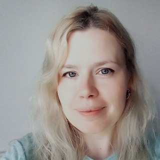 Логотип @english1vs - English для своих с Викторией