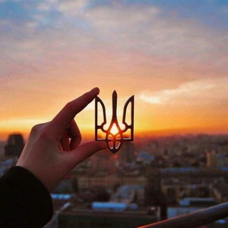 Логотип @englishflow - EnglishFlow