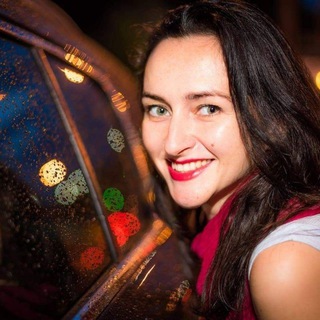 Логотип @englishforkicks - English For Kicks 💙💛