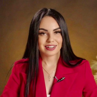 Логотип @englishlilia - PRO ENGLISH | Лилия Сабурова 🇬🇧