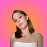 Логотип @englishwitharaksachat - Английский с Араксой чат