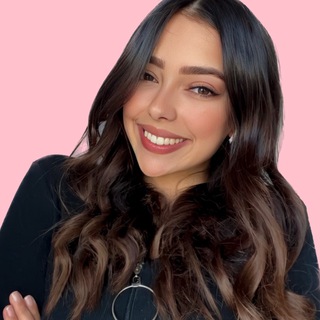 Логотип @englishwithshei - English with shei