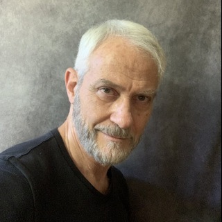 Логотип @enzopennetta_cs - Enzo Pennetta - Critica Scientifica