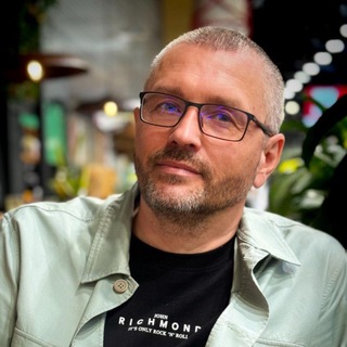 Логотип @eremenko_no_tie - Олег Еременко