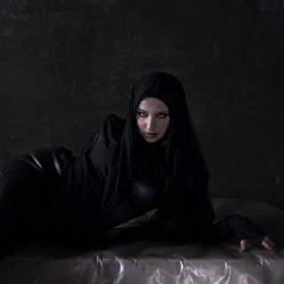 Логотип @erikalundmoen - Эрика Лундмоен | Erika Lundmoen