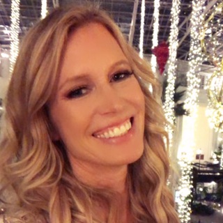 Логотип @erinhealthnutnews - Health Nut News/Erin Elizabeth