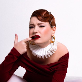 Логотип @esaultalk - Есаул госсип герл