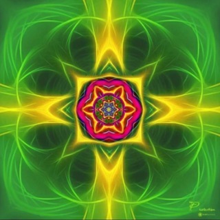 Логотип @essenienkat - EssenienneKat