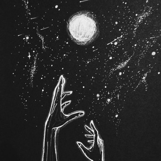 Логотип @esssthetique - Aesthetic of mind.