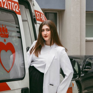 Логотип @estfamiliyatg - Даша Естьфамилия