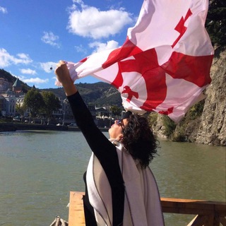 Логотип @etogruziyadetka - Это Грузия, детка