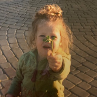 Логотип @etoilefj - splash stéllaire