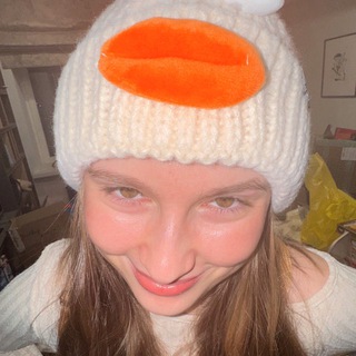 Логотип @etoliana - бонжур 🥔 это лиана