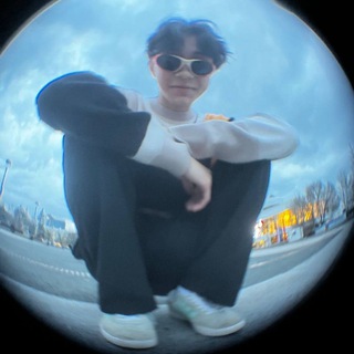 Логотип @etoyanurik - нурик шнур