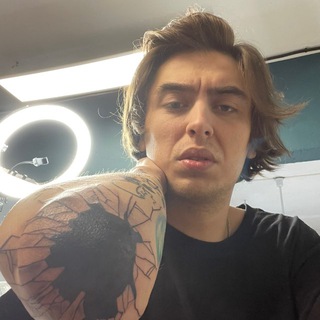 Логотип @etozhekoval - Дима Коваль стендапчик