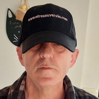 Логотип @etresouverain - etresouverain