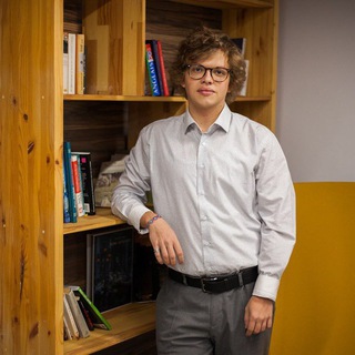 Логотип @eugenius_official - Математика с EвГением Солоницыным