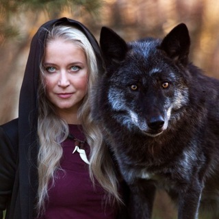 Логотип @eugeniya_preobrajenskaya - Матерь чёрного единорога🦄