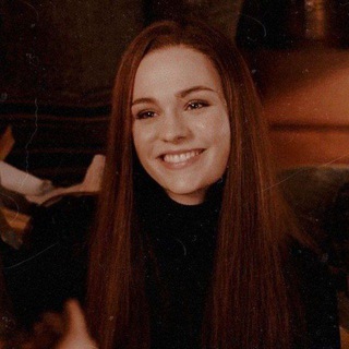 Логотип @evanslils - 𝑳𝒊𝒍𝒚 𝑬𝒗𝒂𝒏𝒔' 𝒅𝒊𝒂𝒓𝒚 ⋆;🌼