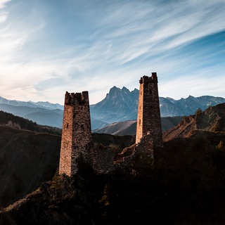 Логотип @evgeniy_shivtsov06 - Евгений Шивцов - фотограф, гид