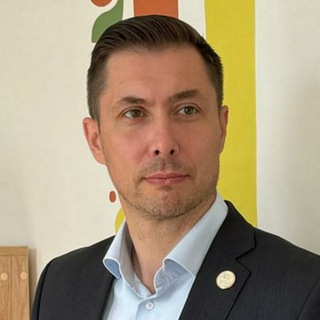 Логотип @evgenyi_petrenko - Петренко Евгений