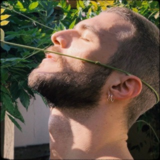 Логотип @evndarker - мне нравится