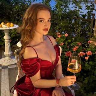 Логотип @evolkonskaya - VOLKONSKAYA