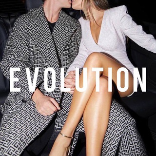 Логотип @evopublikk - E V O L U T I O N