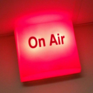 Логотип @evst_on_air - Евстигнеев