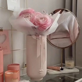 Логотип @ewlazar - Мир Эван Лазар🍃