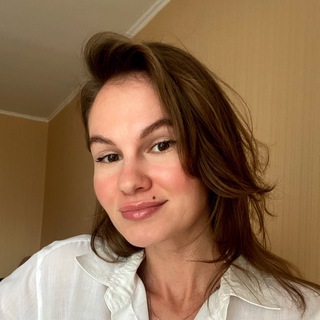 Логотип @expert_pirogova - ЕГЭ по английскому на много