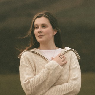 Логотип @extra_woman - Открытие дорог с Натали Шакарян