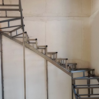 Логотип @extremeweathers - Лестницы и не только)))